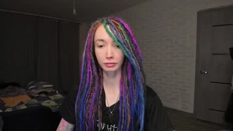 Snapshot of roxy_silver chatting on 7, 1, 2025 Roxy online show from 7, 1, 2025