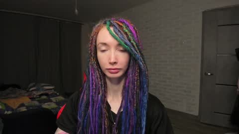 Snapshot of roxy_silver chatting on 7, 1, 2025 Roxy online show from 7, 1, 2025