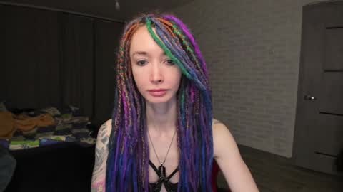 Snapshot of roxy_silver chatting on 11, 1, 2025 Roxy online show from 11, 1, 2025