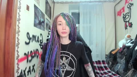 Snapshot of roxy_silver chatting on 23, 1, 2025 Roxy online show from 23, 1, 2025