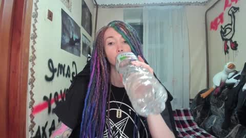 Snapshot of roxy_silver chatting on 24, 1, 2025 Roxy online show from 24, 1, 2025