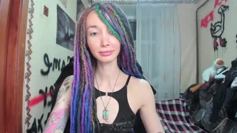 Snapshot of roxy_silver chatting on 24, 1, 2025 Roxy online show from 24, 1, 2025