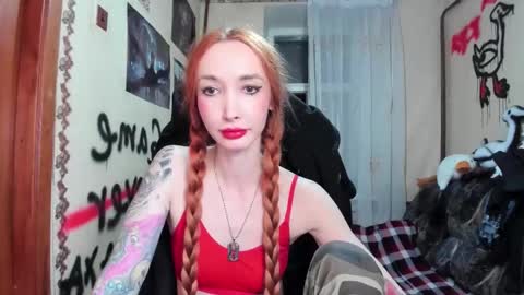 Snapshot of roxy_silver chatting on 16, 9, 2025 Roxy online show from 16, 9, 2025