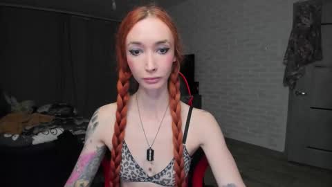 Snapshot of roxy_silver chatting on 18, 10, 2025 Roxy online show from 18, 10, 2025