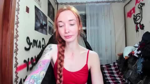 Snapshot of roxy_silver chatting on 30, 11, 2025 Roxy online show from 30, 11, 2025