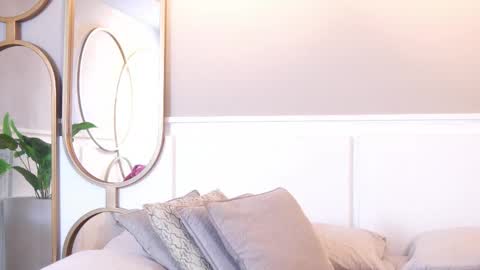 Snapshot of roxy_vega chatting on 8, 10, 2025 Roxy  online show from 8, 10, 2025
