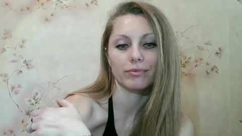 roxyfox18x01 online show from 6, 2, 2026