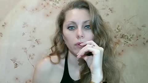 roxyfox18x01 online show from 26, 2, 2026