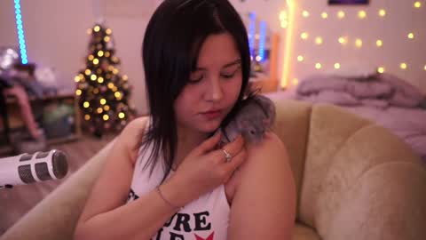 roxysuh online show from 28, 1, 2025