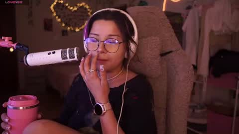 Snapshot of roxysuh chatting on 16, 7, 2026 roxysuh online show from 16, 7, 2026