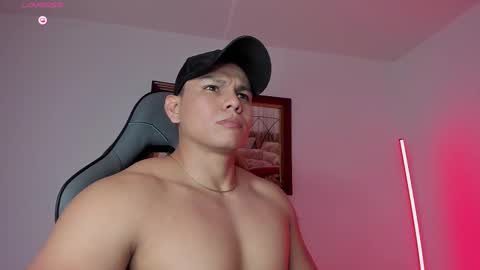 Snapshot of roy__constance chatting on 23, 10, 2025 Roy Constance online show from 23, 10, 2025