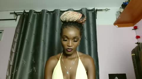 Softluxe online show from 21, 4, 2026
