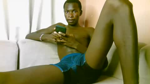 Snapshot of royalty254 chatting on 24, 6, 2026 royalty254 online show from 24, 6, 2026