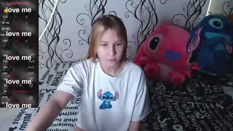 angela online show from 22, 10, 2025