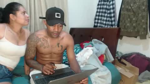 Snapshot of roycamila chatting on 4, 4, 2026 roycamila online show from 4, 4, 2026