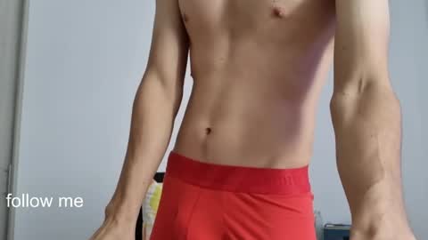 Snapshot of royyourtoy chatting on 26, 4, 2026 Roy online show from 26, 4, 2026