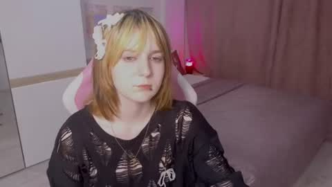 Snapshot of rozmarin_ chatting on 12, 6, 2026 Rozmarin online show from 12, 6, 2026