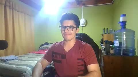 Snapshot of rpaulo25 chatting on 21, 12, 2025 rpaulo25 online show from 21, 12, 2025