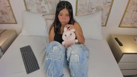 Snapshot of rubby_grundy chatting on 12, 5, 2026 R U B B Y online show from 12, 5, 2026