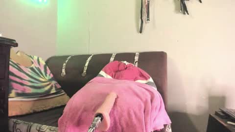 Snapshot of rubi_bunny chatting on 2, 11, 2025 rubi bunny online show from 2, 11, 2025