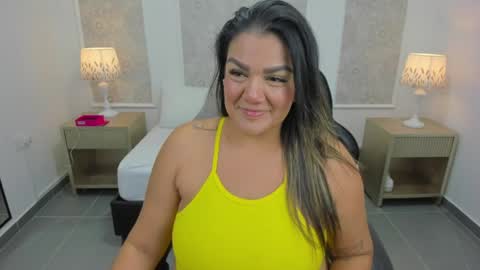 Snapshot of ruby_jimenez18_ chatting on 21, 5, 2026 R U B Y online show from 21, 5, 2026