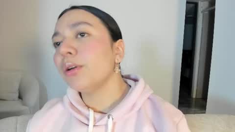 Snapshot of rubyhlowe chatting on 15, 6, 2026 RUBY online show from 15, 6, 2026