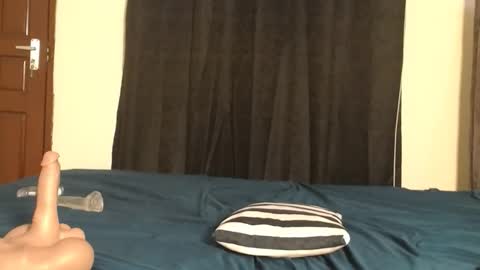 Snapshot of rubyleigns chatting on 11, 5, 2026 Ruby online show from 11, 5, 2026