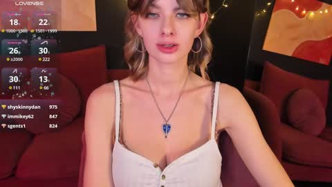 Snapshot of rubytwinkle chatting on 4, 2, 2025 Ruby online show from 4, 2, 2025