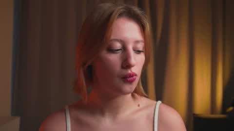 Mila online show from 1, 12, 2025