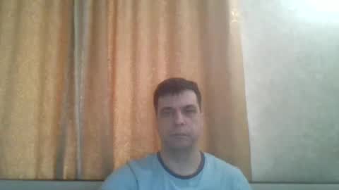 Snapshot of rusqadisx chatting on 17, 12, 2024 rusqadisx online show from 17, 12, 2024
