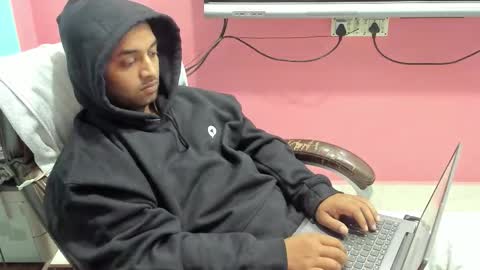 Snapshot of rwb17 chatting on 14, 11, 2025 rwb17 online show from 14, 11, 2025