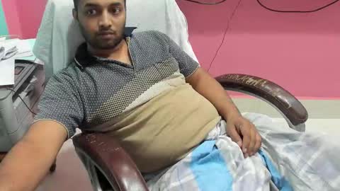 Snapshot of rwb17 chatting on 19, 11, 2025 rwb17 online show from 19, 11, 2025