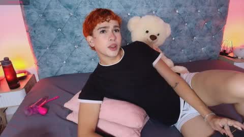 R Y A N   ON   F I R E online show from 15, 4, 2026