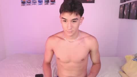 Snapshot of ryan_valentine17 chatting on 10, 4, 2026 ryan online show from 10, 4, 2026