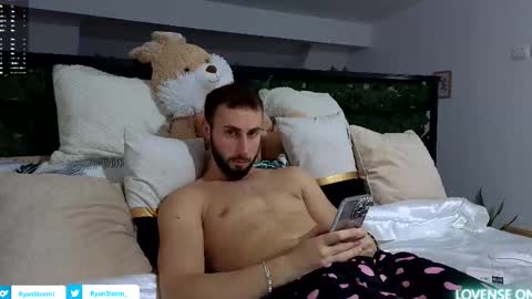 ryanstorm1 online show from 27, 10, 2025