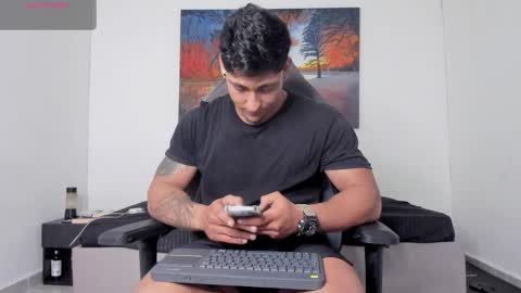 ryanwhite3 online show from 1, 4, 2026