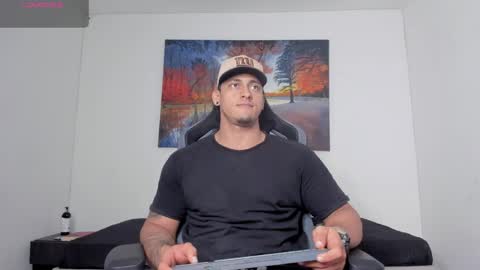 ryanwhite3 online show from 8, 4, 2026