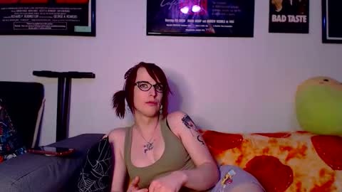 Snapshot of ryff_burnz chatting on 29, 3, 2026 Ryff Burnz online show from 29, 3, 2026