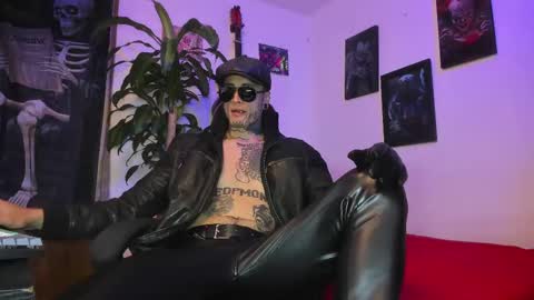 leopmonk help me reach 100 thumbs up online show from 7, 10, 2025