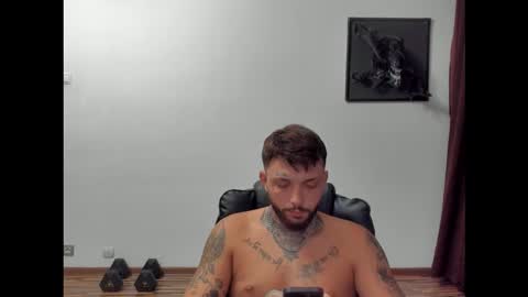 Snapshot of s1nmaster chatting on 16, 9, 2025 s1nmaster online show from 16, 9, 2025