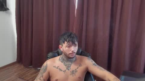 Snapshot of s1nmaster chatting on 2, 12, 2025 s1nmaster online show from 2, 12, 2025