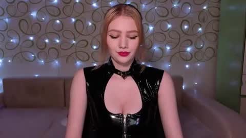 Sveta online show from 17, 7, 2026