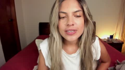 Leslie Beltrn online show from 5, 1, 2025