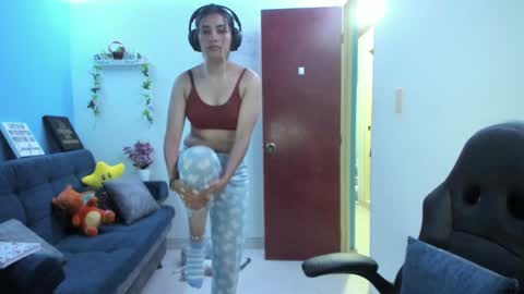 Angie  online show from 6, 2, 2025