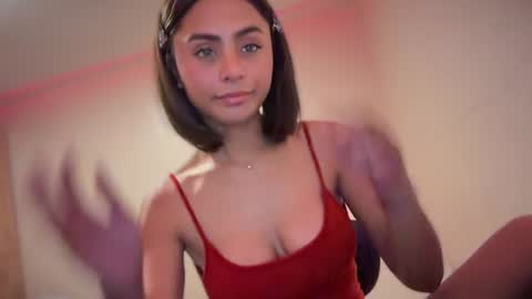 Snapshot of sabrina_cutiee chatting on 4, 7, 2026 SABBYSAB online show from 4, 7, 2026