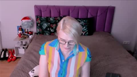 Sabrina MacMarren online show from 9, 1, 2026