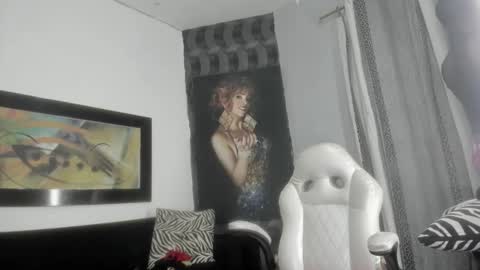 Snapshot of sabrinaxxx11 chatting on 15, 10, 2025 sabrinaxxx11 online show from 15, 10, 2025