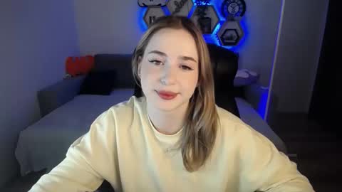 Sabrina Violet online show from 15, 12, 2024