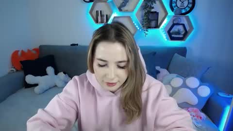 Sabrina Violet online show from 7, 2, 2025