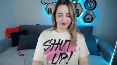Sabrina Violet online show from 14, 2, 2025